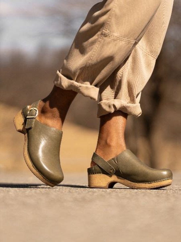 Uncover The Enchanting World Of Backless Clogs: Discoveries And Insights